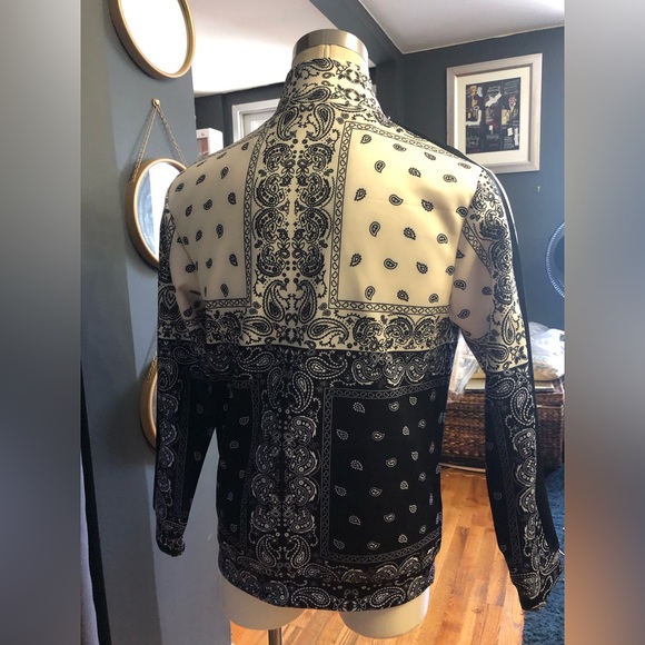 Rebel Minds Forever 21 Cream & Black paisley bandana print Large track jacket - Picture 4 of 8
